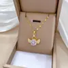[Acero de titanio] Collar de alas de corona de diamantes con temperamento de lujo ligero y magnífico para mujer, cadena de clavícula que combina con todo, cadena de acero de titanio.