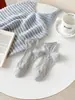 Meias Lisas de Renda para Mulheres, Estilo Fino de Primavera e Verão com Acessórios de Flores 3D, Meias de Cano Médio Versáteis e Fofas de Estilo College Coreano