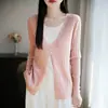 Suéter canelado de lã fina para outono e inverno, com visual de duas peças, para mulheres, com três botões, gola redonda, malha versátil de caimento solto casual