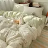 Juego de Cuatro Piezas de Ropa de Cama Fresca de Seda Hielo para Verano, Sábana Plana, Funda de Edredón, Sábana Ajustable, Juego de Tres Piezas para Dormitorio de Estudiante, Nuevo Modelo 2026