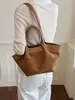 Bolso tote grande de ante vintage transfronterizo para mujer, nuevo bolso de hombro para ir al trabajo de otoño 2026, bolso cruzado versátil
