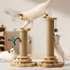 Rascador Vertical Multifuncional para Gatos con Bola Colgante, Juguete de Varita Atrapador para Gatos, Herramienta de Afilado de Garras de Autoentretenimiento, Suministros de Tablero Rascador de Sisal para Gatos