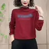 Camisa Base de Tecido Fleece Estampado Frente e Verso Costura Feminina Outono e Inverno Nova Moda Manga Longa Estilo Ocidental Versátil Elegante Top Camiseta
