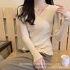 2025 Novo Estilo Discreto e Delicado Camiseta Segunda Pele, Lingerie Feminina Decote V de Alta Qualidade com Botões Diagonais Assimétricos e Pulôver com Caimento Slim
