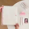 Cuaderno de hojas sueltas A4 con cubierta blanda de PVC transparente de colores dulces, álbum de fotos fresco y simple de 9 agujeros para coleccionar photocards de ídolos