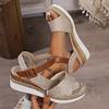 Moda de verano transfronteriza 2025 Europeo y Americano talla grande hebilla remache muffin paja cuña de suela gruesa sandalias de playa mujer