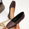 Sapatos Femininos Rasos Marrom Escuro de Bico Quadrado, Estilo Básico Simples e Versátil, Sapatos Rasos Elegantes para o Verão e para o Trabalho