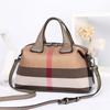 Bolso Portátil Simple de Color Contraste Boston de Cuero Genuino para Mujer Casual para Combinar con Todo Algodón Lino Bolso Cruzado Bolso de Hombro a la Moda 8351