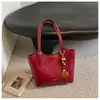 Bolsa feminina de grande capacidade, estilosa e com estilo retrô, nova coleção 2026, bolsa tote casual moderna e versátil, adequada para o trabalho e o trajeto, bolsa de ombro