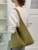 Diseño casual, elegante, gran capacidad, bolso de un solo hombro, tendencia de moda 2026, nicho, práctico para ir al trabajo, simple, bolso tote retro, bolso de axila