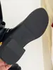 Botas longas retrô pretas de sola grossa para aumentar a altura e afinar a silhueta para mulheres, adequadas para todas as estações, novo estilo casual afunilado com fivela de cinto e salto grosso