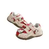 2026 Zapatos Nuevos para Niñas Otoño Superficie de Cuero Zapatos Deportivos Niños Medianos y Grandes Bebé Súper Populares Casual Zapatos Forrest Gump Suela Suave