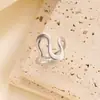 Anillo de apertura geométrica de acero de titanio con presión de aceite de venta caliente transfronteriza, resistente a la decoloración, estilo INS, anillo de acero inoxidable para mujer chapado en oro de 18k