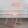 Suministro de Fábrica Silla Plegable Hogar Moderna Plástico Silla para Fotos Dormitorio Oficina Reunión Entrenamiento Silla con Respaldo Taburete