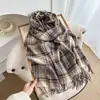 Atmosfera Estilo Coreano 2025 Novo Cachecol Xadrez para Mulheres Inverno Estilo Coreano Espessado Estudante Versátil Quente e Fofo Cachecol