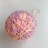 Decoraciones Coloridas para Ambiente Festivo, Bolas de Hilo, Decoraciones Navideñas, Ramos de Dibujos Animados, Bolas Envueltas en Hilo, Escaparates y Arreglos de Escenas