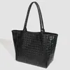 Bolso de Hombro Tote Portátil Nuevo de Alta Gama, Lujo Ligero, Moderno y Versátil, Bolso de Hombro para Uso Diario Casual, Gran Capacidad