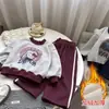 Conjunto de Felpa Forrado para Niñas Otoño e Invierno Sudadera con Capucha y Pantalones Estampado de Conejo de Dibujos Animados Bloque de Color Conjunto de Dos Piezas Engrosado Directo de Fábrica