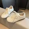 Zapatos planos de plataforma de estilo coreano de moda, nueva colección de otoño 2026 para mujer, zapatillas casuales ligeras y versátiles