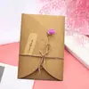 Cartões de aniversário criativos estilo retrô, cartões de felicitações de alta qualidade, papel kraft, DIY com flores secas, para expressar gratidão e enviar bênçãos, adequados para formatura e o Festival Qixi