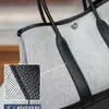 Bolsa de Jardín de Lona Color Panda, Mini Bolso de Mano con Herrajes de Acero, Costura a Mano con Hilo de Cera, Acabado de Aceite Cepillado, Sin Correa para el Hombro