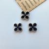Pendientes de corona de viento fragante pequeños vintage pendientes de amor material de pendientes accesorio para ropa bolsa agujero zapatos pasador de pelo accesorios al por mayor