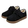 Zapatos Birkenstock para Mujer de Terciopelo Cálido con Velcro para Otoño e Invierno Suela Gruesa Zapatos de Algodón Punta Redonda Retro Slip-on Venta al por Mayor Directo de Fábrica