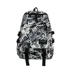 Mochila estilo japonés, estilo americano, para chicos de secundaria, diseño moderno y único, no es un estilo común, adecuada para estudiantes de primaria, con patrones de graffiti