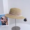 Chapéu de Coco Elegante Estilo Francês com Corrente de Pérolas em Cetim para Mulheres, Chapéu de Sol de Verão com Topo Plano, Chapéu de Palha Respirável com Proteção Solar