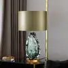 Luminária de Mesa Pós-Moderna de Luxo Leve Luminária de Cabeceira para Quarto Sala de Estar Americana Vidro Designer Fabricante de Iluminação para Hotel Venda por Atacado