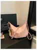 Bolso de Mano Casual Retro de Cuero con Cera de Aceite para Mujer 2026 Nuevo Estilo de Moda Versátil Bolso Cruzado Muy Popular de Nicho de Hombro Único Debajo del Brazo