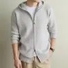 Cárdigan de punto con capucha para hombre yingao otoño e invierno nuevo doble cremallera textura casual estilo old money suéter prenda de abrigo para hombre