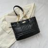Bolso Retro para Mujer 2023 Nuevo Estilo Coreano Gran Capacidad de Moda Casual Bolso de Hombro Cruzado Bolso de Cadena Romboidal