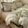 Juego de cuatro piezas de grado A para maternidad e infantil para dormir sin ropa, encaje francés, fresco y simple, algodón puro lavado, juego de tres piezas para dormitorio, sábana y funda de edredón