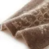 Cachemira Otoño/Invierno 2026 Estilo Nuevo para Mujer de Gama Alta Bloque de Color Protector de Cuello Pesado Copo de Nieve Bufanda Pequeña de Punto Cálida de Moda