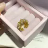 Clip de Oreja Perla Flor Adornado Circonia Súper Brillante Perla para Mujer Sin Perforación Oreja Clip de Hueso de Oreja Joyería de Oreja de Lujo Ligero Sensación de Gama Alta Mujer