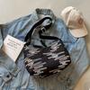 Bolsa de Lona para Estudiante Clase Mujer 2024 Nuevo Verano Combinable Bandolera Casual Superficie Suave Hombro Dumpling Bag
