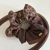 Scrunchie de Camurça Spliced Estampa de Leopardo Estilo Coreano Moda Retrô para Mulheres, Prendedor de Coque, Acessório de Cabelo Elegante