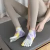 Meias Toesox qualidade nova gradiente yoga meias tie-dye sem calcanhar cinco dedos esportes pilates dispensando meias antiderrapantes