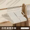 Percha con recubrimiento de inmersión estilo grueso sin marcas antideslizante percha para adultos percha para ropa del hogar soporte para ropa percha al por mayor