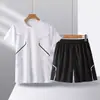 Conjunto Deportivo de Verano 2026 para Hombre: Camiseta de Manga Corta, Jersey de Baloncesto, Estilo Coreano Moderno Versátil Conjunto Casual de Dos Piezas
