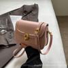 Bolsas Pequenas da Moda Quentes e Mais Vendidas para Mulheres Deste Ano 2026 Novo Estilo Bolsa Quadrada Pequena Simples Bolsa de Ombro Único Transversal Celebridade da Internet