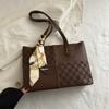 Bolso de axila de alta gama de primavera popular este año 2025 nuevo bolso de hombro tote de gran capacidad para通勤 y ocio bolso de mujer