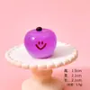 Acessórios de Resina de Maçã Coloridos Luminosos Engraçados de Novo Produto de Natal para Véspera de Natal Decorações Pequenas Decorativas DIY
