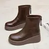 Botas Martin de Sola Grossa Outono e Inverno para Mulheres, Nova Moda Popular 2026 Aumenta Altura Chelsea Emagrecedor Botas Curtas de Couro Genuíno