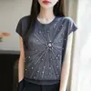 Camiseta Feminina Manga Curta Gola Redonda com Pedrarias e Pregas Estilo Industrial Estrangeiro Verão Nova Moda Design