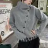 Suéter de Tricô Gola Alta de Manga Longa com Botões Estilo Coreano para Mulheres 2026 Outono/Inverno Novo Top Elegante e Moderno com Temperamento Preguiçoso