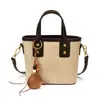 Atacado transfronteiriço de bolsas estilosas de alta qualidade, novas bolsas versáteis de ombro e crossbody 2026, bolsas de mão tipo balde da moda