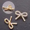 Botones Metálicos de Pajarita Incrustados con Diamantes, Decoraciones de Alto Gama para Suéteres y Abrigos, Botones Cosidos a Mano, Accesorios para Ropa, Botones Metálicos de Lujo Ligero