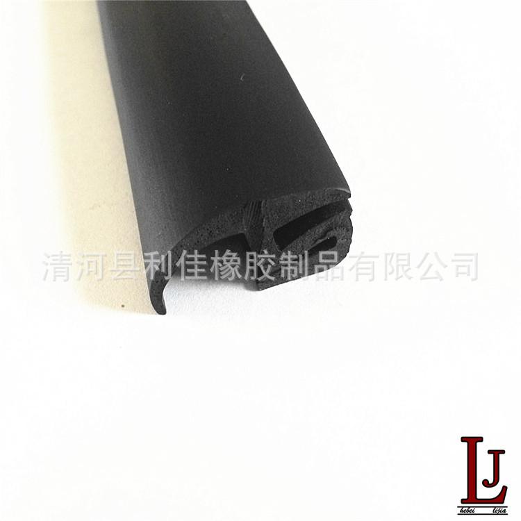 E8245FAF2296B59727B316BD53917C